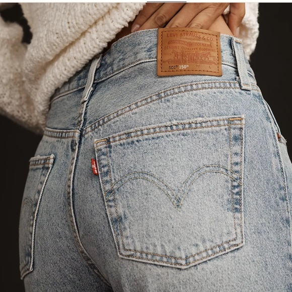 Levi's 501 High-Rise Straight-Leg Jeans Light Indigo Daisy  Patch Design Size 27 - Picture 5 of 13